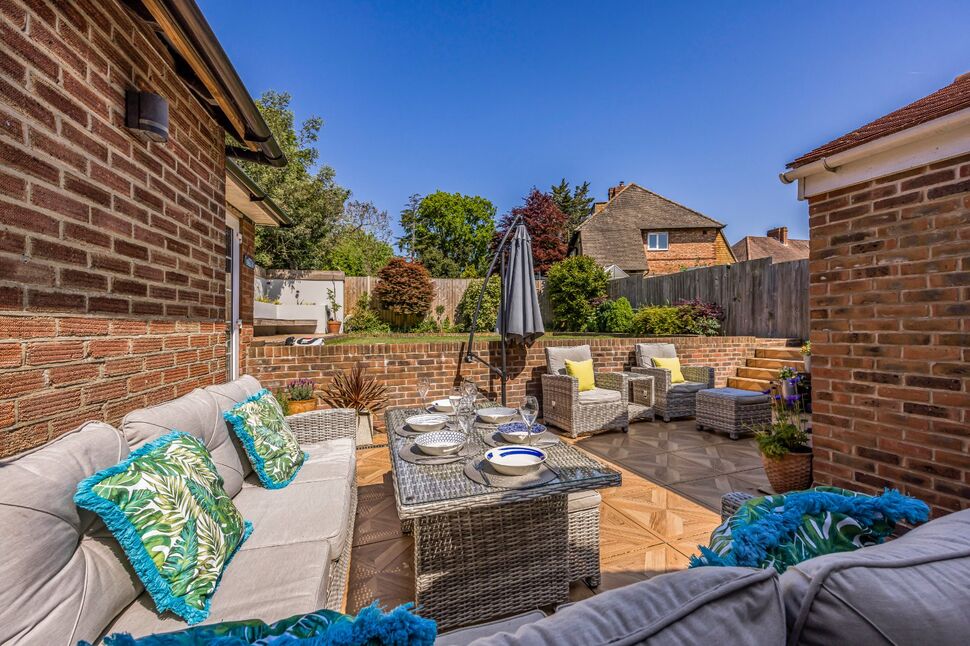 4 bedroom Semi Detached House for sale, Lower Road, Havant, PO9 £595,000