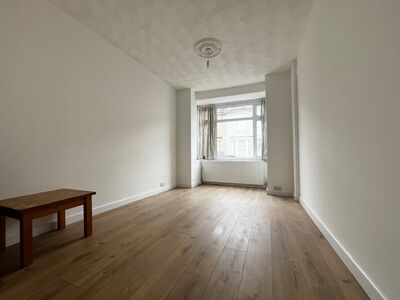 2 bedroom End Terrace House to rent