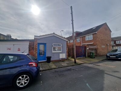 Holland Road, 2 bedroom Detached Bungalow for sale, &pound;199,995