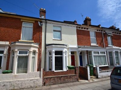 Mafeking Road, 3 bedroom Mid Terrace House for sale, £255,000