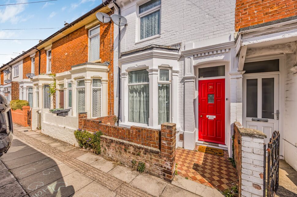 Main image of 3 bedroom Mid Terrace House for sale, Mafeking Road, Southsea, Hampshire, PO4