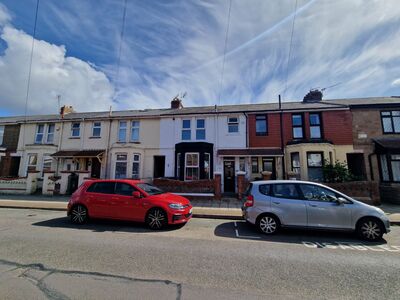 Mayles Road, 3 bedroom Mid Terrace House for sale, £340,000