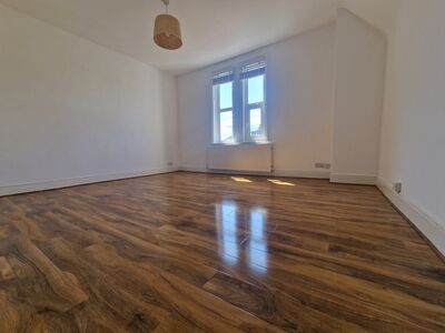 1 bedroom  Flat for sale