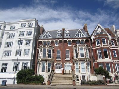 2 bedroom  Flat for sale