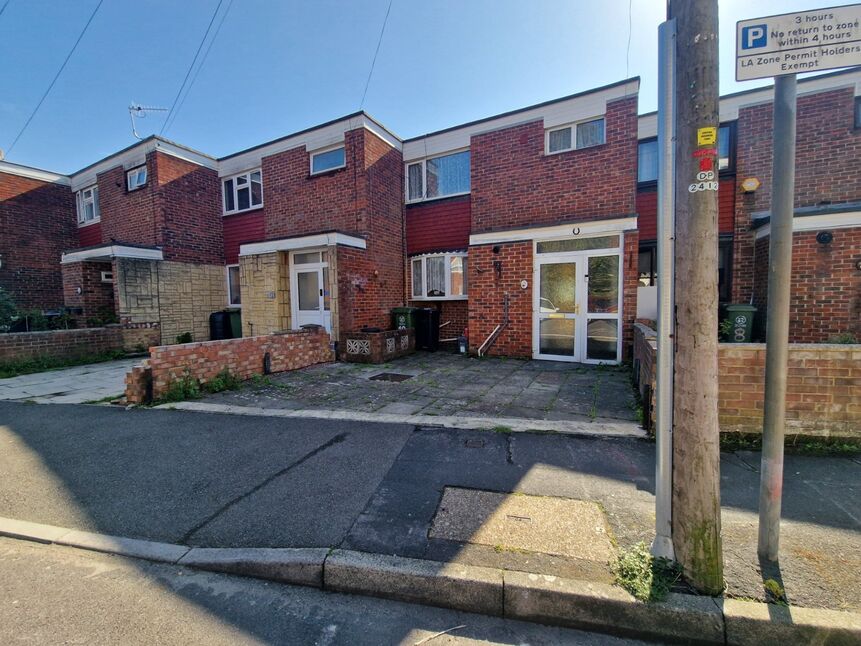 Main image of 3 bedroom Mid Terrace House for sale, Waterloo Street, Southsea, Hampshire, PO5