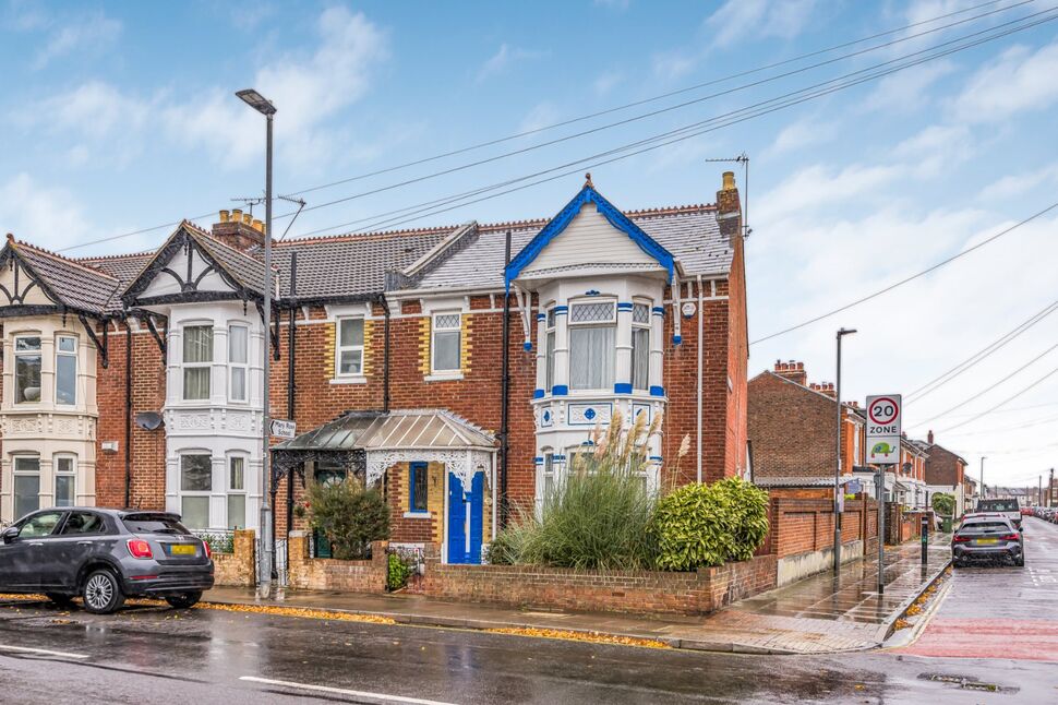 Main image of 3 bedroom End Terrace House for sale, Locksway Road, Southsea, Hampshire, PO4