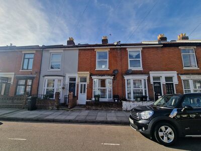 Sutherland Road, 2 bedroom Mid Terrace House for sale, £240,000