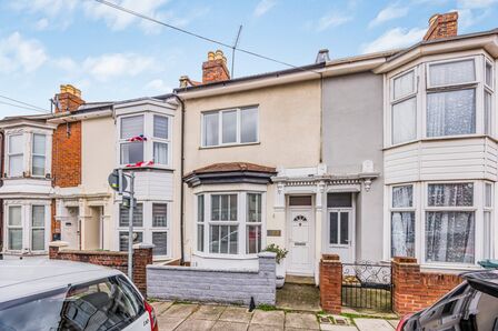 Prince Albert Road, 3 bedroom Mid Terrace House for sale, £315,000
