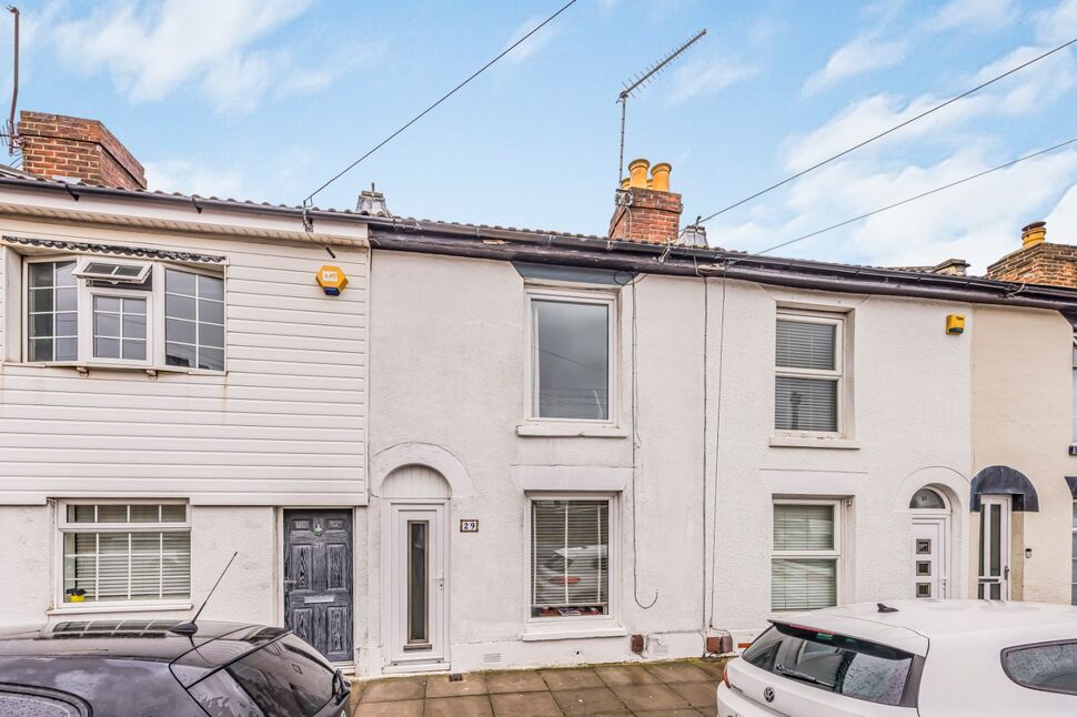 Main image of 2 bedroom Mid Terrace House for sale, Exmouth Road, Southsea, Hampshire, PO5