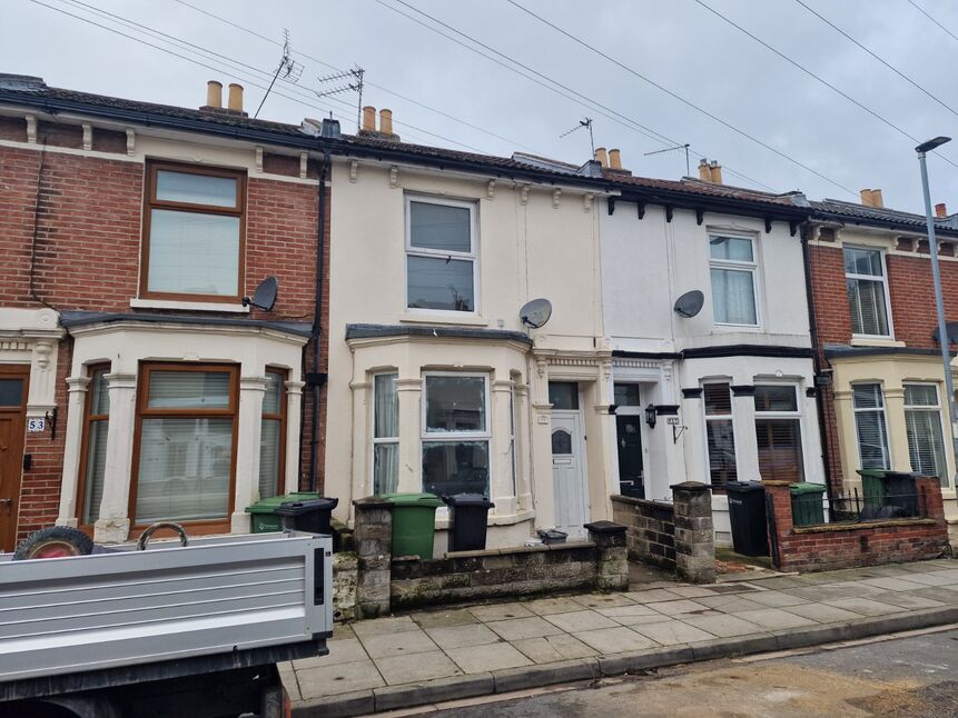 Main image of 3 bedroom Mid Terrace House for sale, Byron Road, Portsmouth, Hampshire, PO2