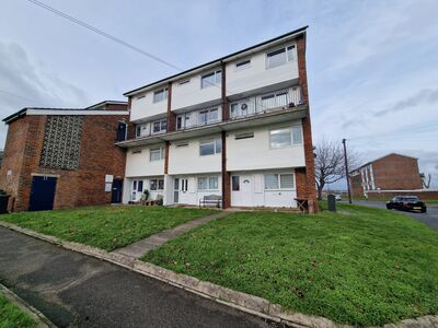 3 bedroom Flat for sale