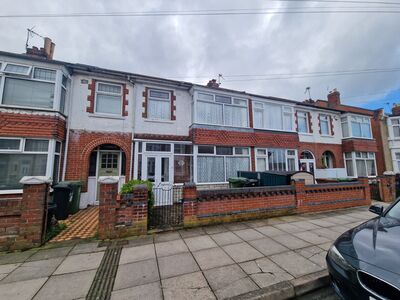 4 bedroom Mid Terrace House for sale