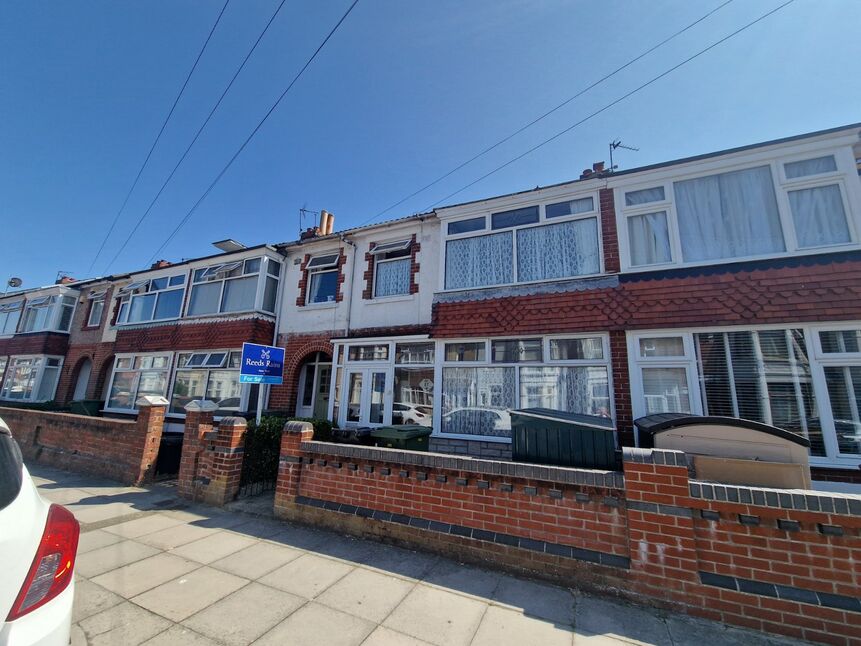 4 bedroom Mid Terrace House for sale