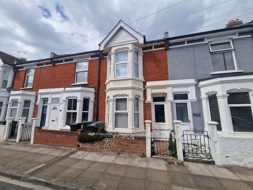 Main image of 2 bedroom Mid Terrace House for sale, Kingsley Road, Southsea, Hampshire, PO4