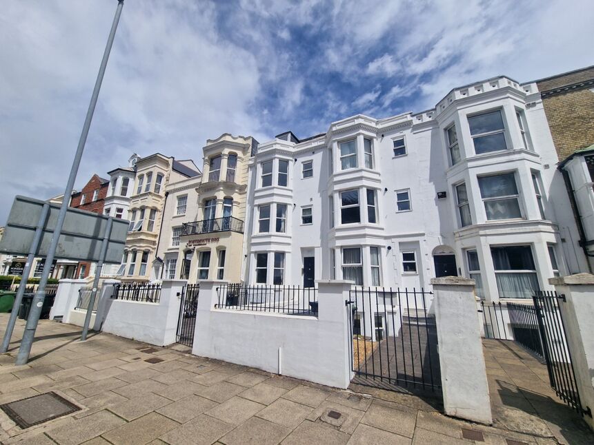 Main image of 2 bedroom Flat for sale, Landport Terrace, Portsmouth, Hampshire, PO1