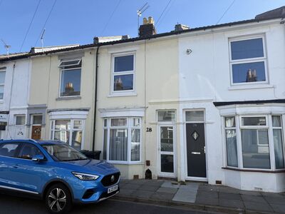 2 bedroom Mid Terrace House for sale