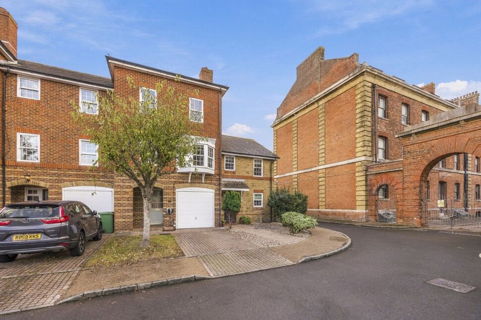 Main image of 4 bedroom Mid Terrace House for sale, Mountbatten Square, Southsea, Hampshire, PO4