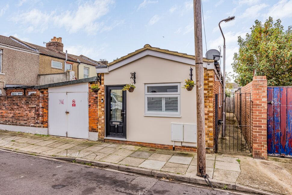 Main image of 2 bedroom Detached Bungalow for sale, Holland Road, Southsea, Hampshire, PO4