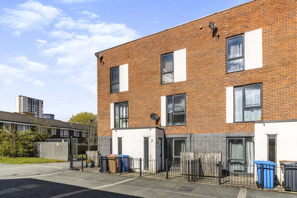 Main image of 3 bedroom House to rent, Radclyffe Mews, Salford, M5
