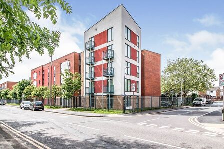 2 bedroom  Flat to rent