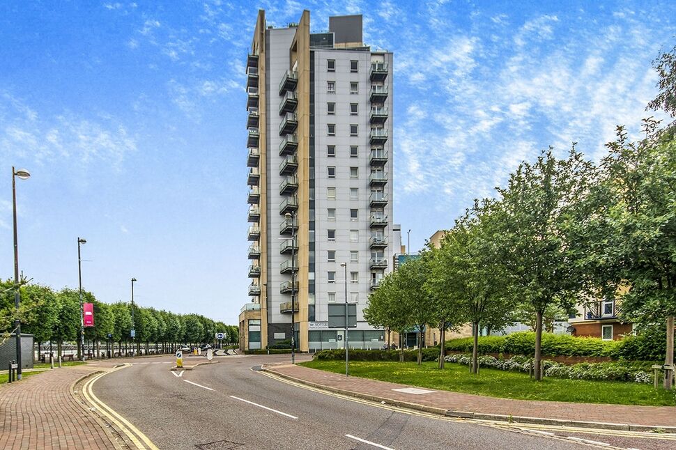 Main image of 2 bedroom  Flat to rent, Apartment 1002 Sovereign Point 31 T, Salford, M50