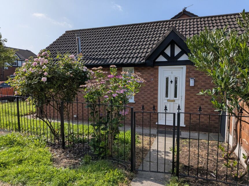 Main image of 2 bedroom Detached Bungalow to rent, Wythop Gardens, Salford, M5
