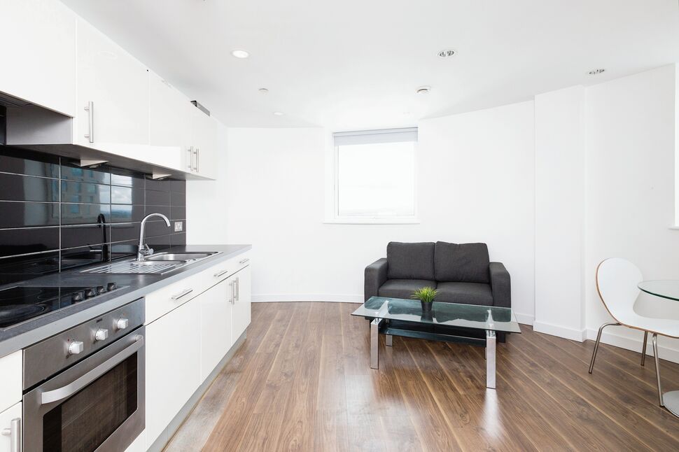 1 bedroom Flat for sale, Blue, Media City UK, M50 £140,000