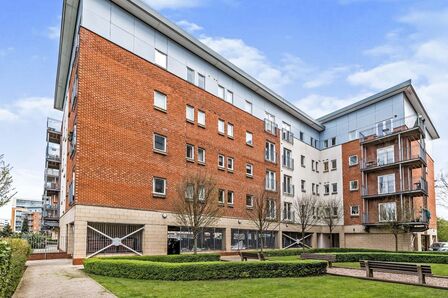 2 bedroom  Flat to rent