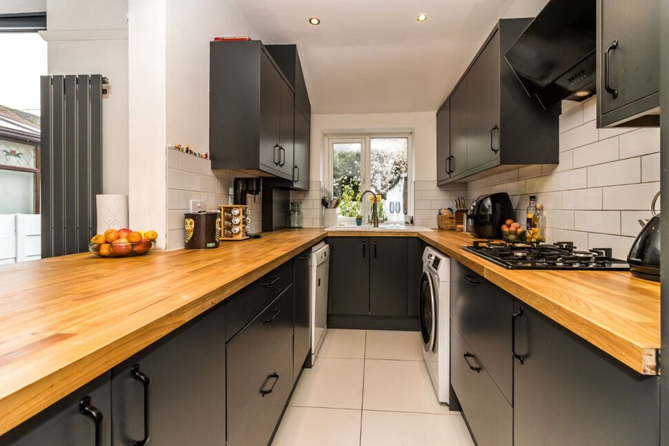 Kitchen / Living Room