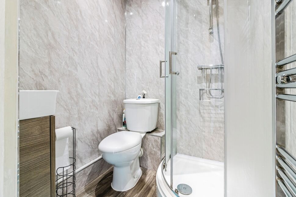 Shower Room 2