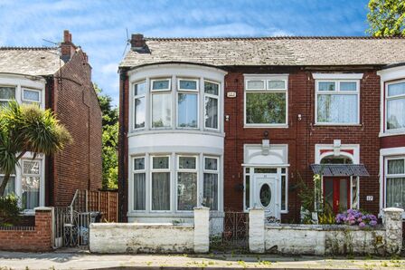 Kings Road, 3 bedroom  House to rent, £1,600 pcm