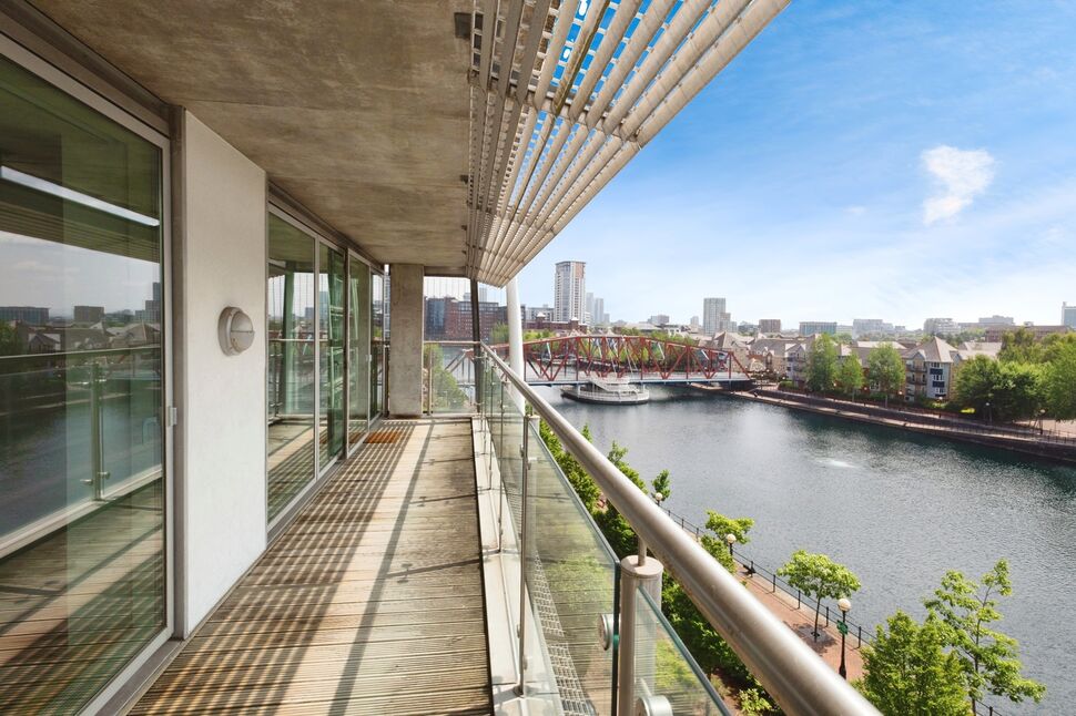 Main image of 2 bedroom Flat to rent, The Quays, Salford, Greater Manchester, M50