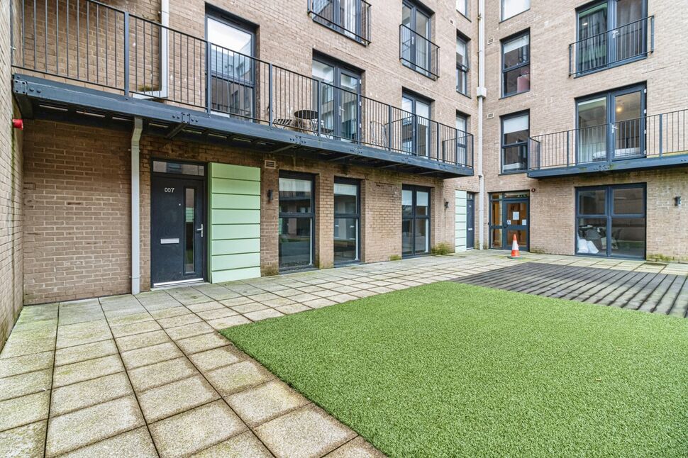 Main image of 2 bedroom  Flat to rent, Craven Street, Salford, Greater Manchester, M5