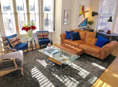 Hulton Street, 1 bedroom Flat to rent, &pound;1,200 pcm