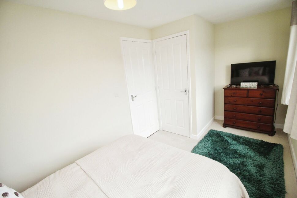 2 bedroom Mid Terrace House for sale, Orwell Gardens, Stanley, DH9 £