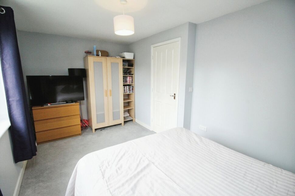2 bedroom Mid Terrace House for sale, Orwell Gardens, Stanley, DH9 £