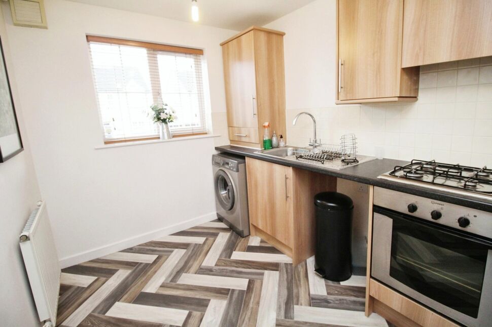 2 bedroom Mid Terrace House for sale, Orwell Gardens, Stanley, DH9 £