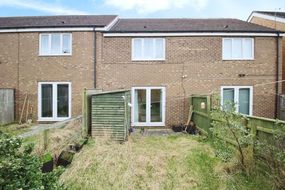 2 bedroom Mid Terrace House for sale, Orwell Gardens, Stanley, DH9 £