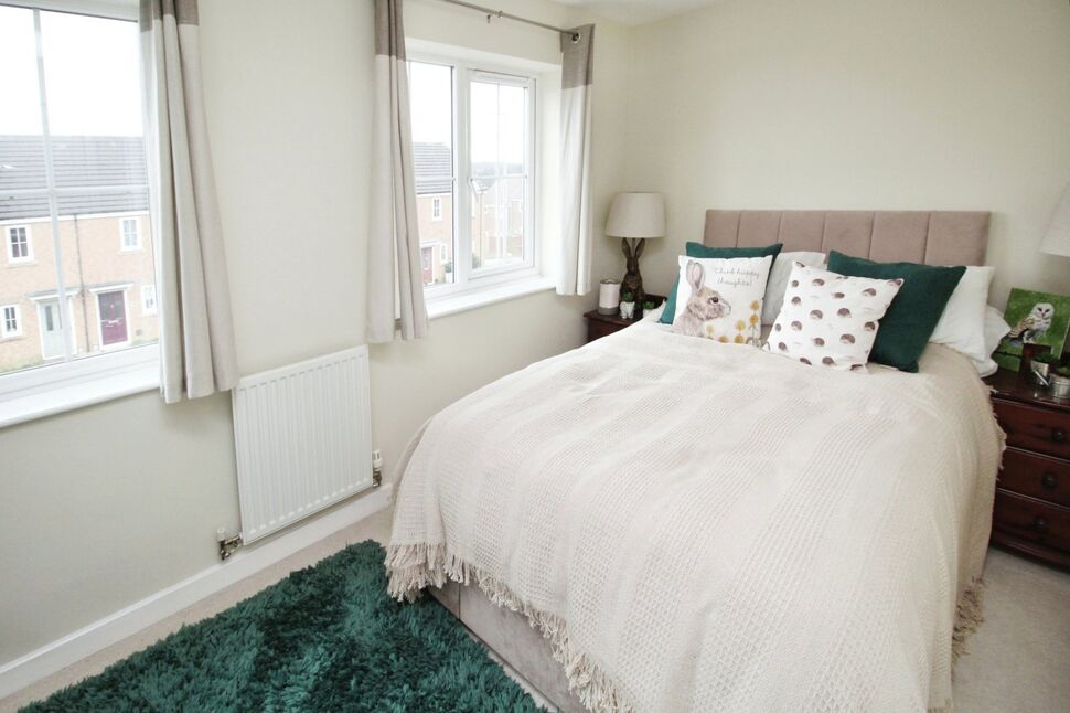 2 bedroom Mid Terrace House for sale, Orwell Gardens, Stanley, DH9 £
