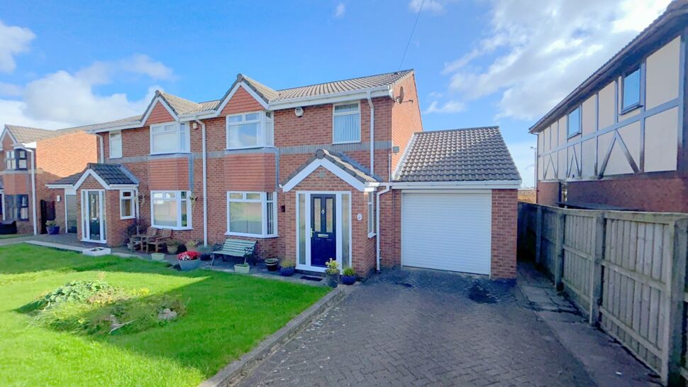 3 bedroom Detached House for sale, Kielder Drive, The Middles, DH9 £