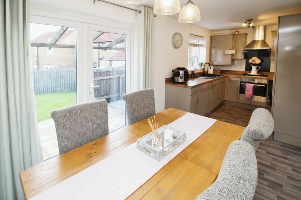 3 bedroom Detached House for sale, Kielder Drive, The Middles, DH9 £