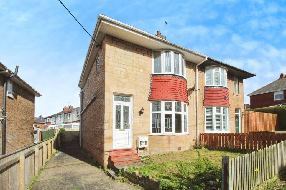 3 bedroom End Terrace House for sale, Alder Grove, Consett, DH8 £65,000