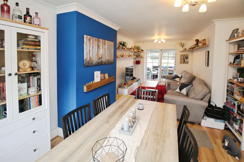Lounge / Dining Room