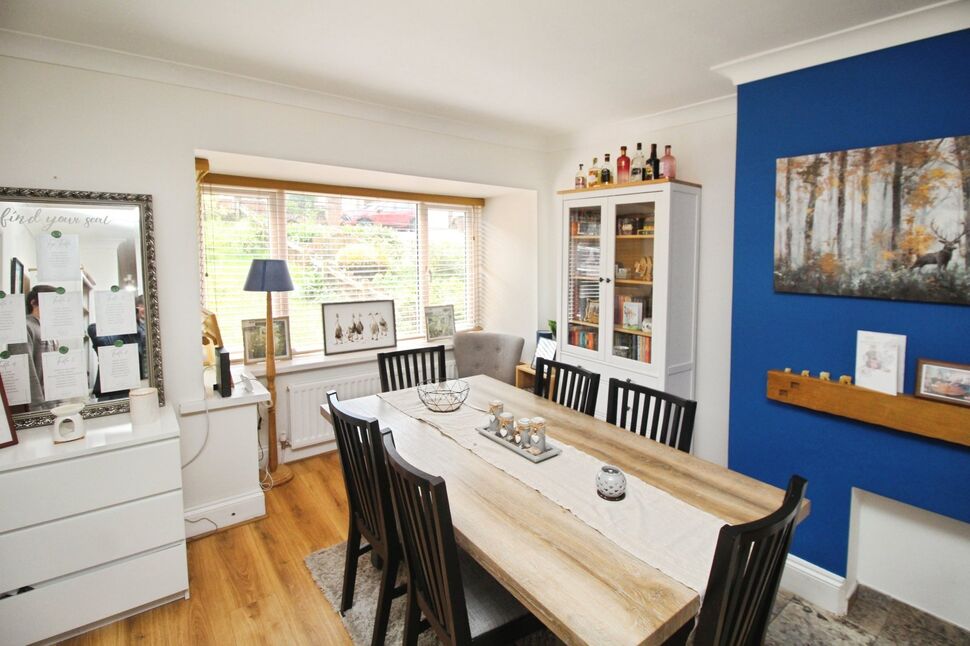 Lounge / Dining Room