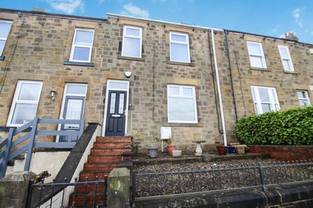 4 bedroom Mid Terrace House for sale