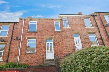 2 bedroom Mid Terrace House for sale