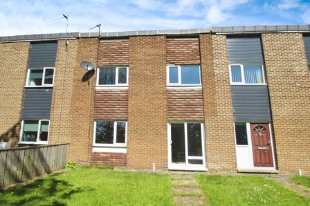 Eastfields, 2 bedroom Mid Terrace House to rent, £625 pcm