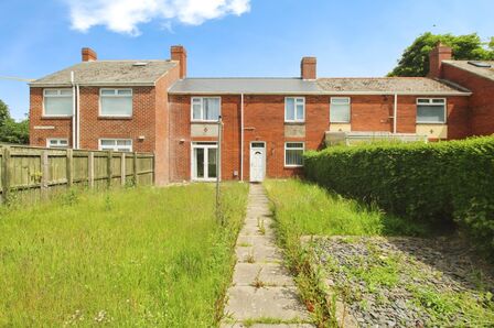 3 bedroom Mid Terrace House for sale
