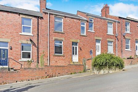 2 bedroom Mid Terrace House for sale