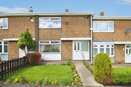 2 bedroom Mid Terrace House for sale